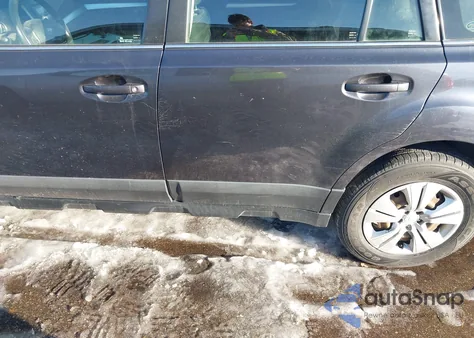 2013 Subaru Outback 2.5I z USA, uszkodzony, nr VIN 4S4BRCAC8D3232497